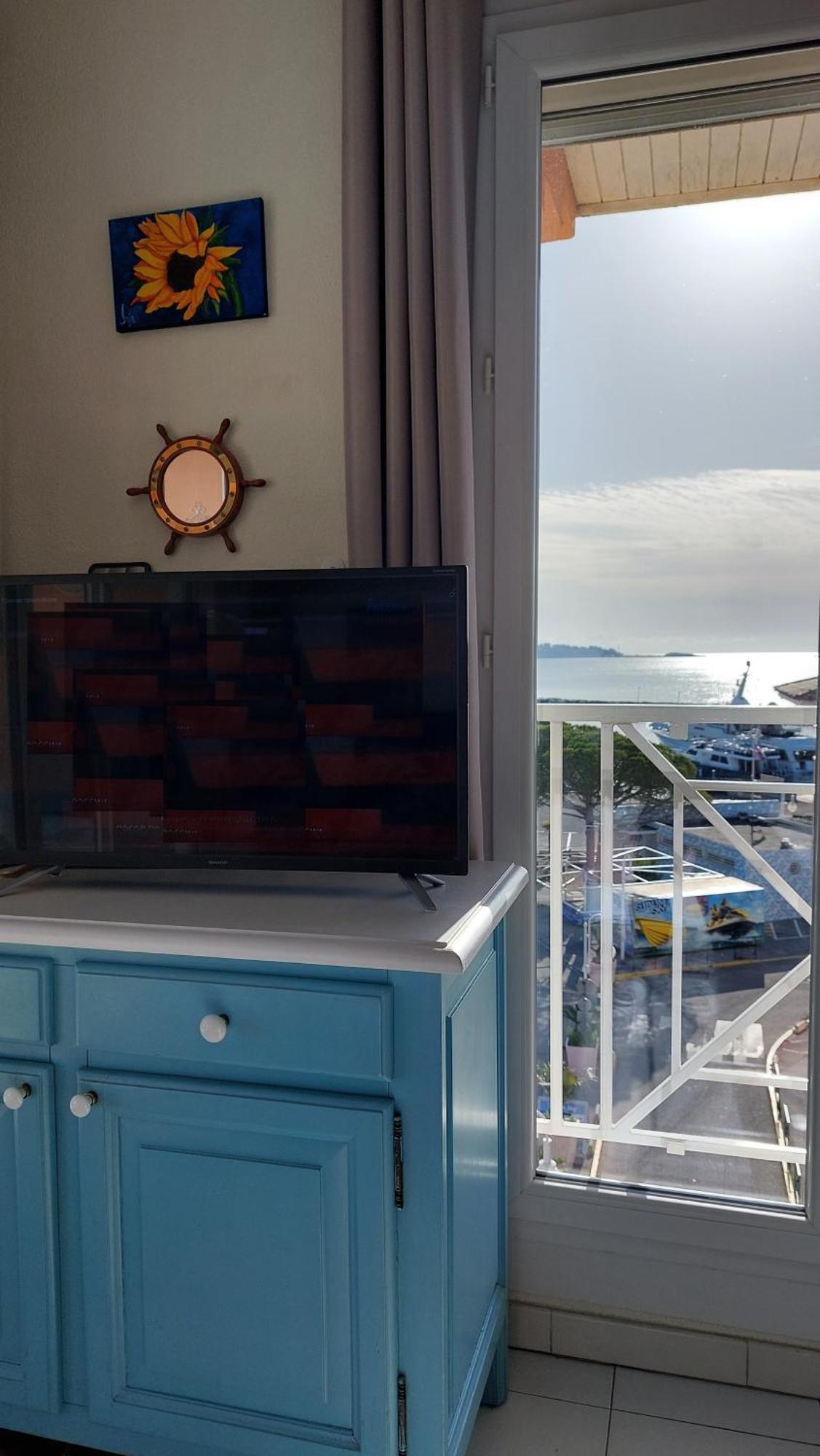 Boutique Hirondelle Port Apartment Fréjus