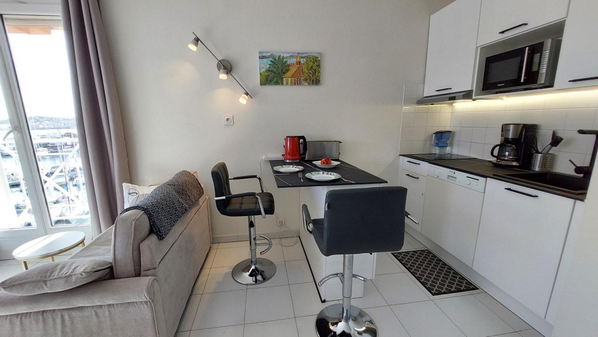 Boutique Hirondelle Port Apartment Fréjus